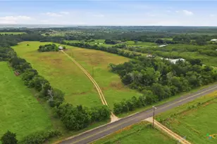 11615 Kingsbury Rd, Kingsbury, TX 78638 - Photo 1