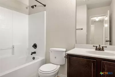 570 Creekside Circle, New Braunfels, TX 78130 - Photo 7