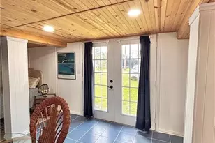 707 W Monroe Ave, Port O'Connor, TX 77982 - Photo 3
