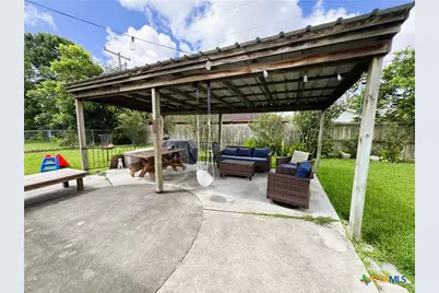 111 Yorkshire Lane, Victoria, TX 77904 - Photo 43
