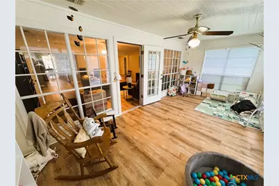 111 Yorkshire Lane, Victoria, TX 77904 - Photo 39