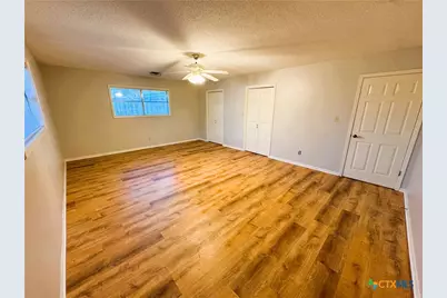 111 Yorkshire Lane, Victoria, TX 77904 - Photo 15
