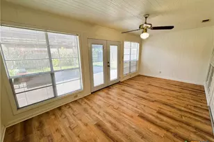 111 Yorkshire Ln, Victoria, TX 77904 - Photo 35
