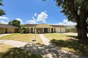 111 Yorkshire Ln, Victoria, TX 77904 - Photo 43