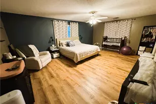 111 Yorkshire Ln, Victoria, TX 77904 - Photo 17