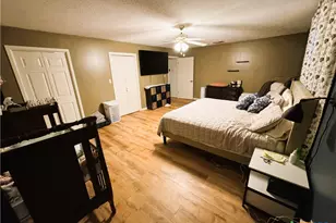 111 Yorkshire Ln, Victoria, TX 77904 - Photo 19