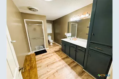 111 Yorkshire Lane, Victoria, TX 77904 - Photo 21