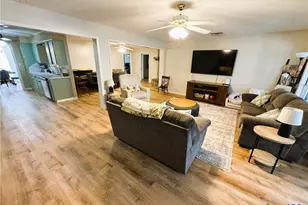 111 Yorkshire Ln, Victoria, TX 77904 - Photo 3