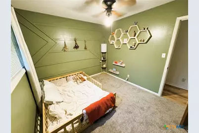 111 Yorkshire Lane, Victoria, TX 77904 - Photo 29