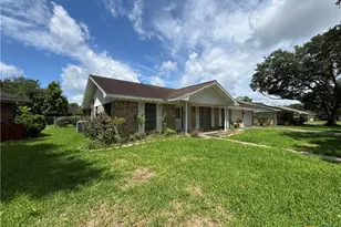 111 Yorkshire Ln, Victoria, TX 77904 - Photo 45