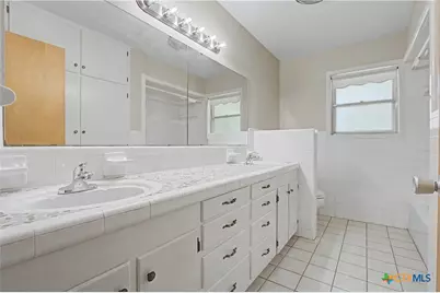 502 Cannon Road, Victoria, TX 77904 - Photo 21