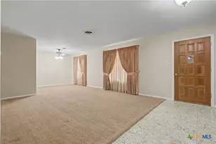 502 Cannon Rd, Victoria, TX 77904 - Photo 3
