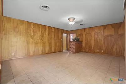 502 Cannon Road, Victoria, TX 77904 - Photo 13