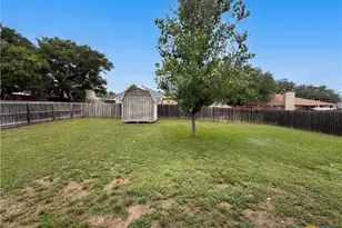 313 Crowfoot Dr, Harker Heights, TX 76548 - Photo 17