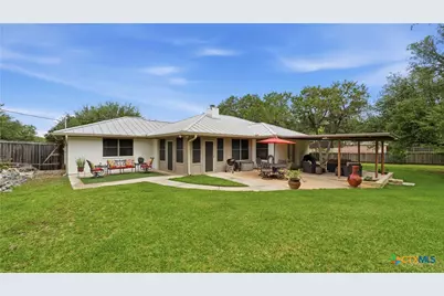 306 Spring Hollow, New Braunfels, TX 78132 - Photo 5