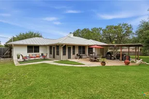 306 Spring Hollow, New Braunfels, TX 78132 - Photo 5