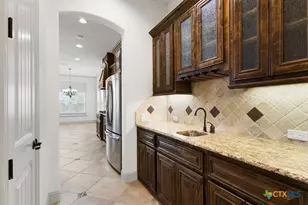 420 Mission Hill Run, New Braunfels, TX 78132 - Photo 7