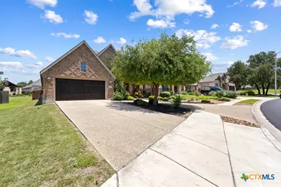 420 Mission Hill Run, New Braunfels, TX 78132 - Photo 3