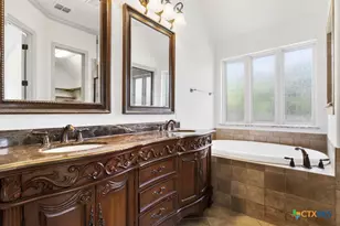 420 Mission Hill Run, New Braunfels, TX 78132 - Photo 13