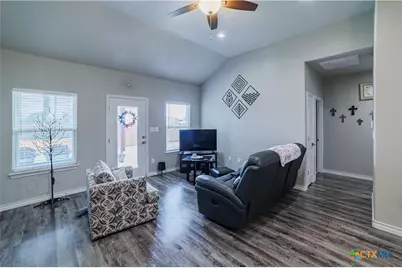 123 Navarro Crossing #12A, Seguin, TX 78155 - Photo 7