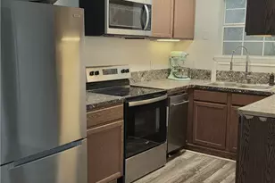 703 E Houston Ave, Seadrift, TX 77983 - Photo 15