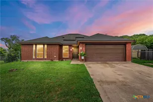 209 W Blancas Dr, Copperas Cove, TX 76522 - Photo 1