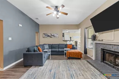 209 W Blancas Drive, Copperas Cove, TX 76522 - Photo 7