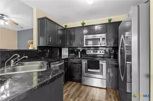 209 W Blancas Dr, Copperas Cove, TX 76522 - Photo 9