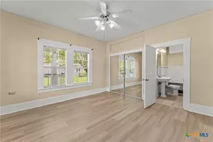 202 S 27th St, Temple, TX 76504 - Photo 15