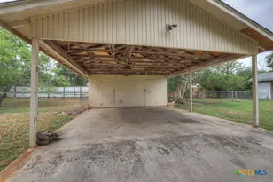 334 Craddock, San Marcos, TX 78666 - Photo 9