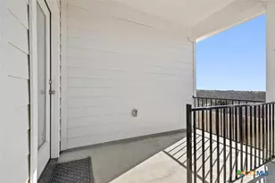 408 Black Opal Dr, Jarrell, TX 76537 - Photo 25