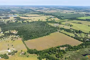 1717 County Rd 402, Bartlett, TX 76511 - Photo 9