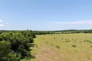 1717 County Rd 402, Bartlett, TX 76511 - Photo 19
