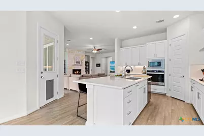 365 Vuelo Street, New Braunfels, TX 78132 - Photo 11