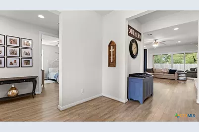 365 Vuelo Street, New Braunfels, TX 78132 - Photo 3