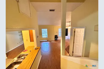 901 Hillyer Street, San Marcos, TX 78666 - Photo 7