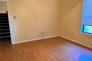 901 Hillyer St, San Marcos, TX 78666 - Photo 9