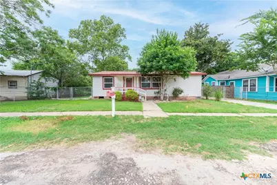 205 N Mesquite Avenue, Luling, TX 78648 - Photo 3