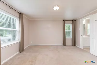 205 N Mesquite Avenue, Luling, TX 78648 - Photo 15