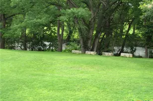 730 E Mather St, New Braunfels, TX 78130 - Photo 27