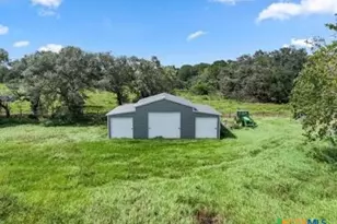 21126 Hwy 111 Hwy, Louise, TX 77455 - Photo 3