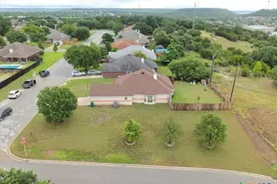 1200 Lancelot Dr, Harker Heights, TX 76548 - Photo 35