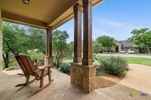 2402 Twin Ridge Ct, Belton, TX 76513 - Photo 3