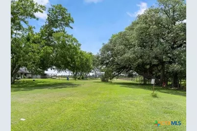 21126 Highway 111 Highway, Louise, TX 77455 - Photo 5