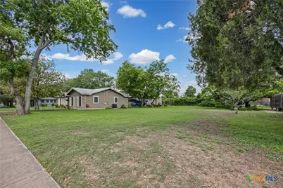 1209 Barbara Drive, San Marcos, TX 78666 - Photo 3