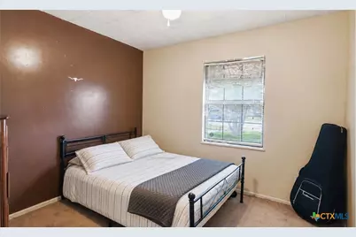 701 Morning Glory Lane, Victoria, TX 77904 - Photo 15