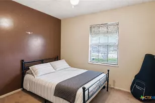 701 Morning Glory Ln, Victoria, TX 77904 - Photo 15