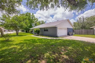 701 Morning Glory Ln, Victoria, TX 77904 - Photo 21