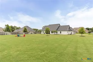 2046 Chalk Ml Xing, Salado, TX 76571 - Photo 37