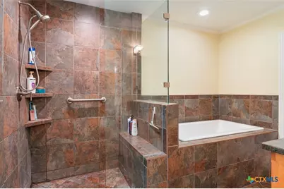 2000 N 15th Street, Temple, TX 76501 - Photo 17